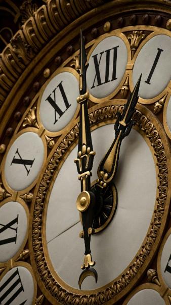 UN RECOURS CONTRE UN PERMIS EST-IL VALABLEMENT NOTIFIÉ S’IL EST ANTIDATÉ ?