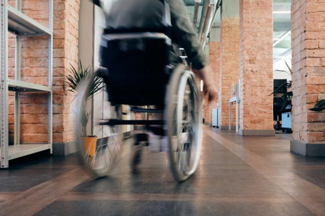 QUELLE OBLIGATION D'EMPLOI POUR LES TRAVAILLEURS HANDICAPES ? 