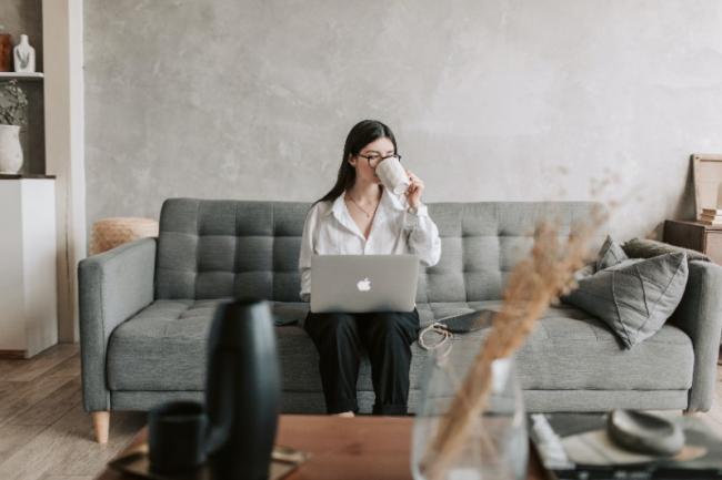 UN EMPLOYEUR DOIT-IL PAYER LE FORFAIT INTERNET D'UN AGENT EN TELETRAVAIL ?